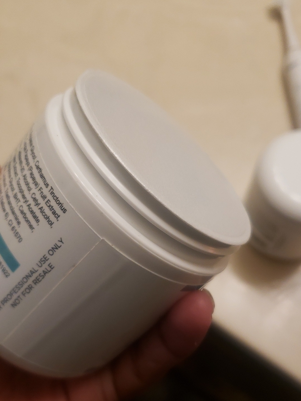 White Facial Cream Jar – Women Skincare
